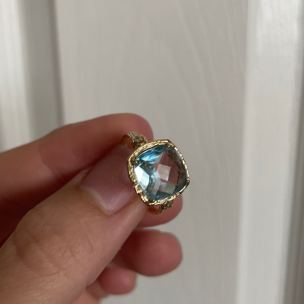 Gold ring